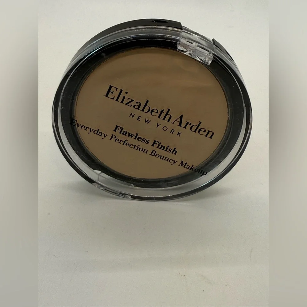 Elizabeth Arden elizabeth both demonstrations
